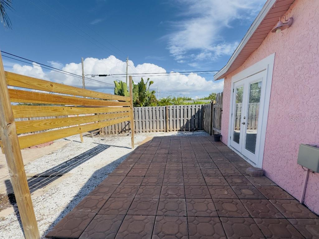 Image 36 of 37 For 20 Euclid Avenue