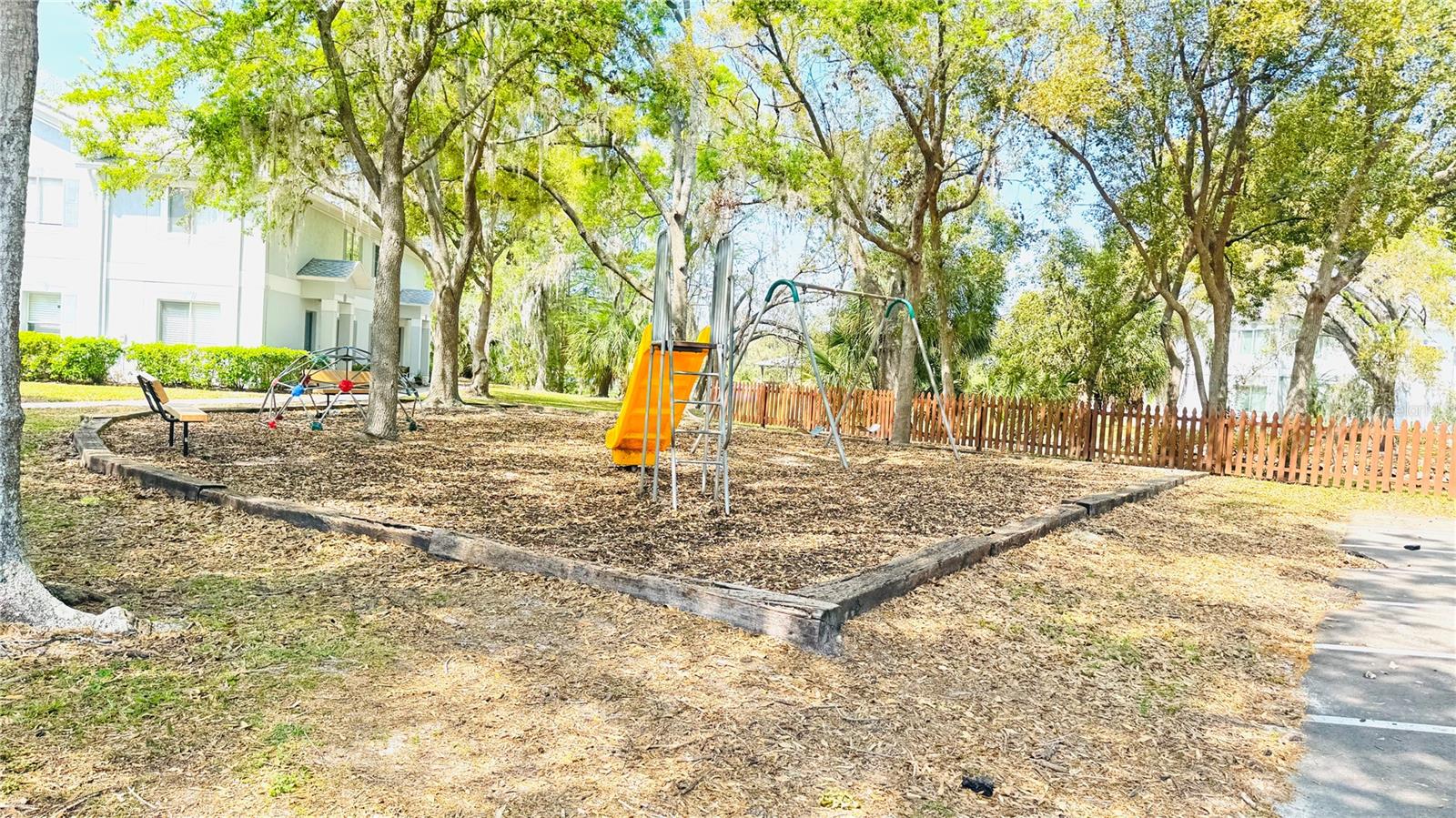 Image 16 of 32 For 7200 Bank Drive