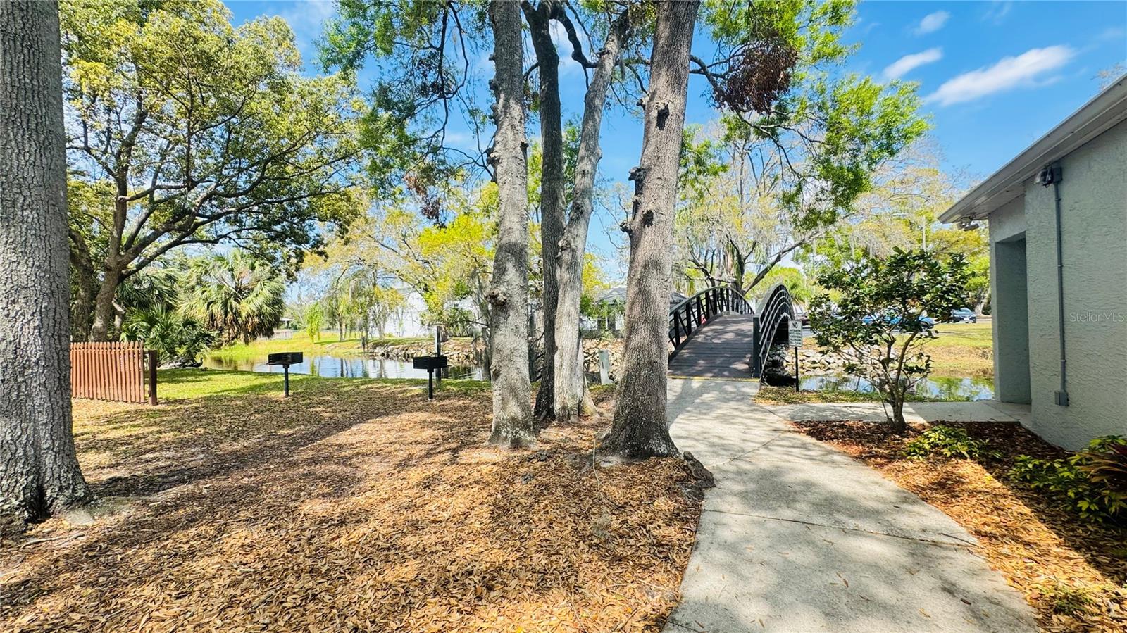 Image 22 of 32 For 7200 Bank Drive