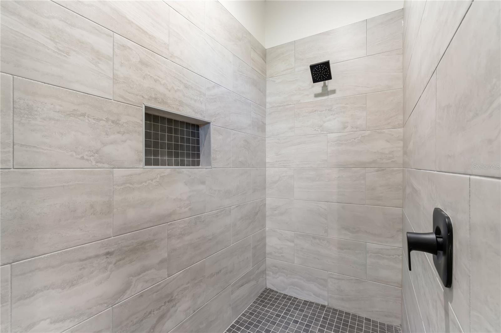 Image 14 of 46 For 411 Tennessee Avenue