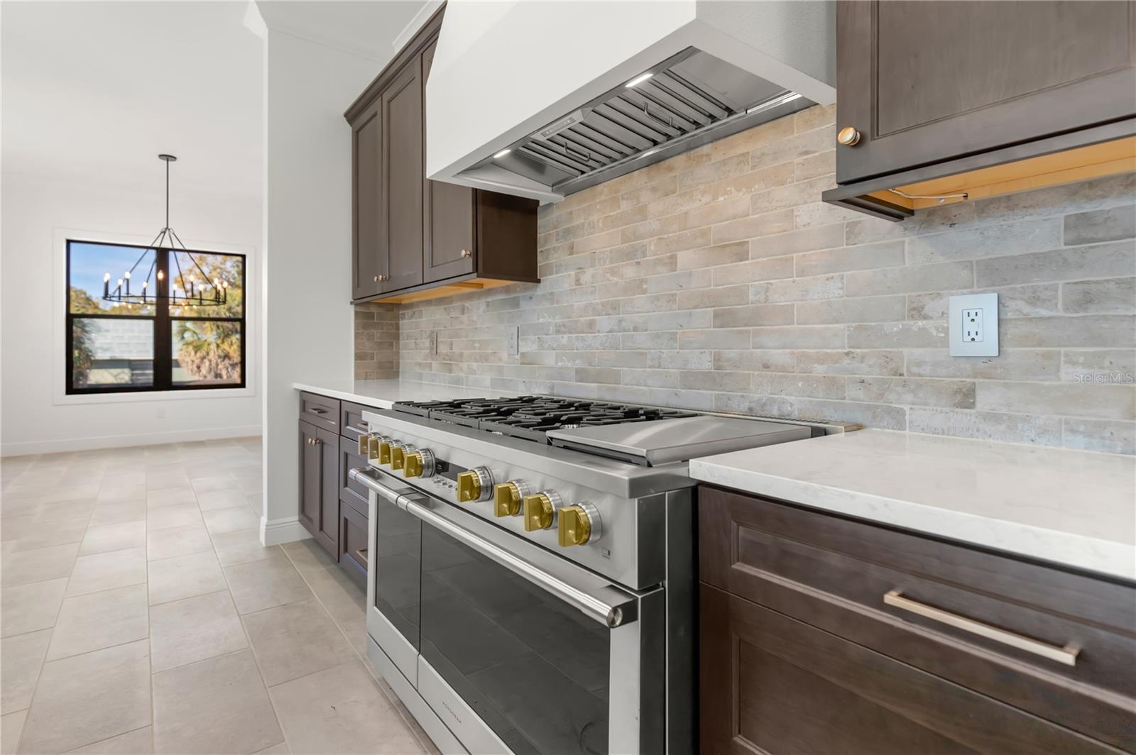 Image 4 of 46 For 411 Tennessee Avenue