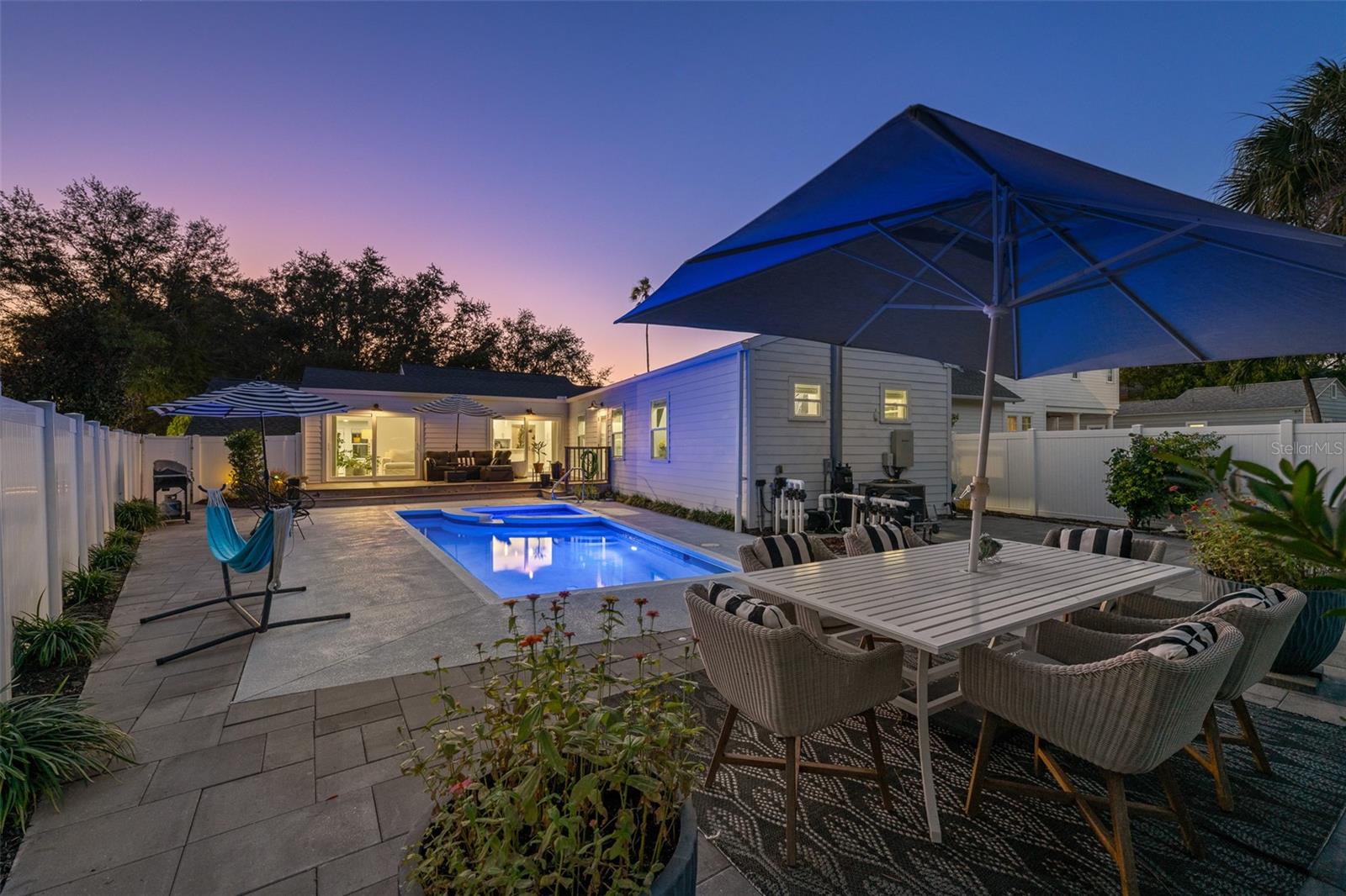 Image 26 of 30 For 220 Glen Avenue