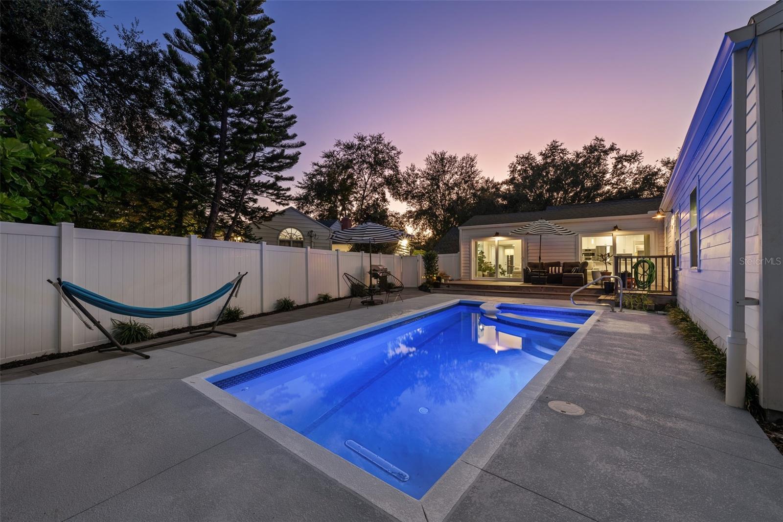 Image 27 of 30 For 220 Glen Avenue