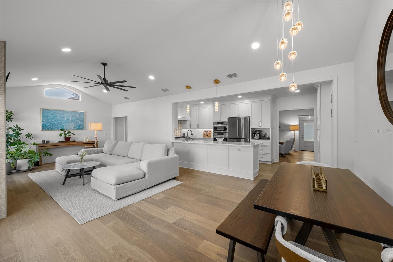 Image 5 of 30 For 220 Glen Avenue