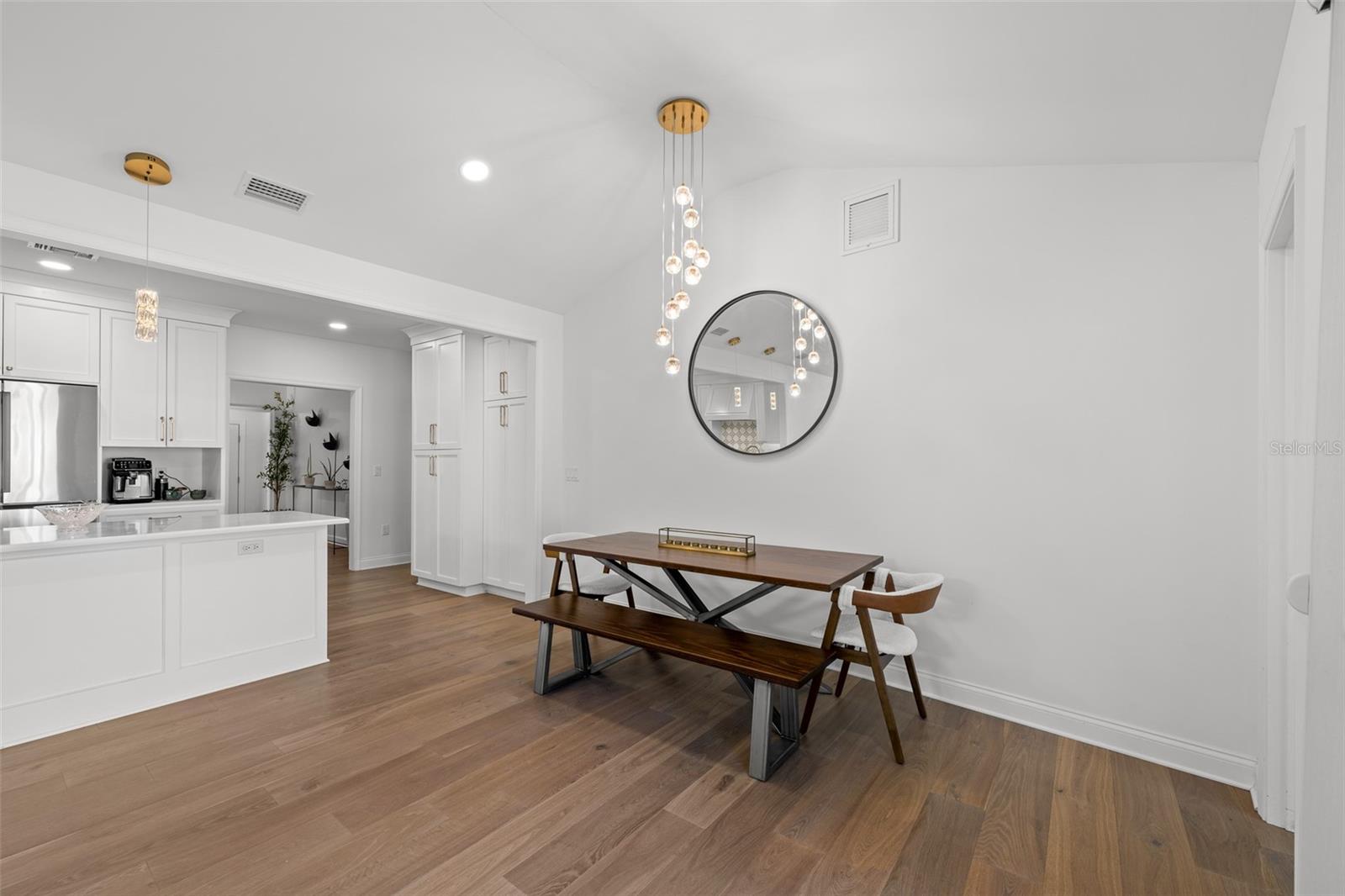 Image 9 of 30 For 220 Glen Avenue