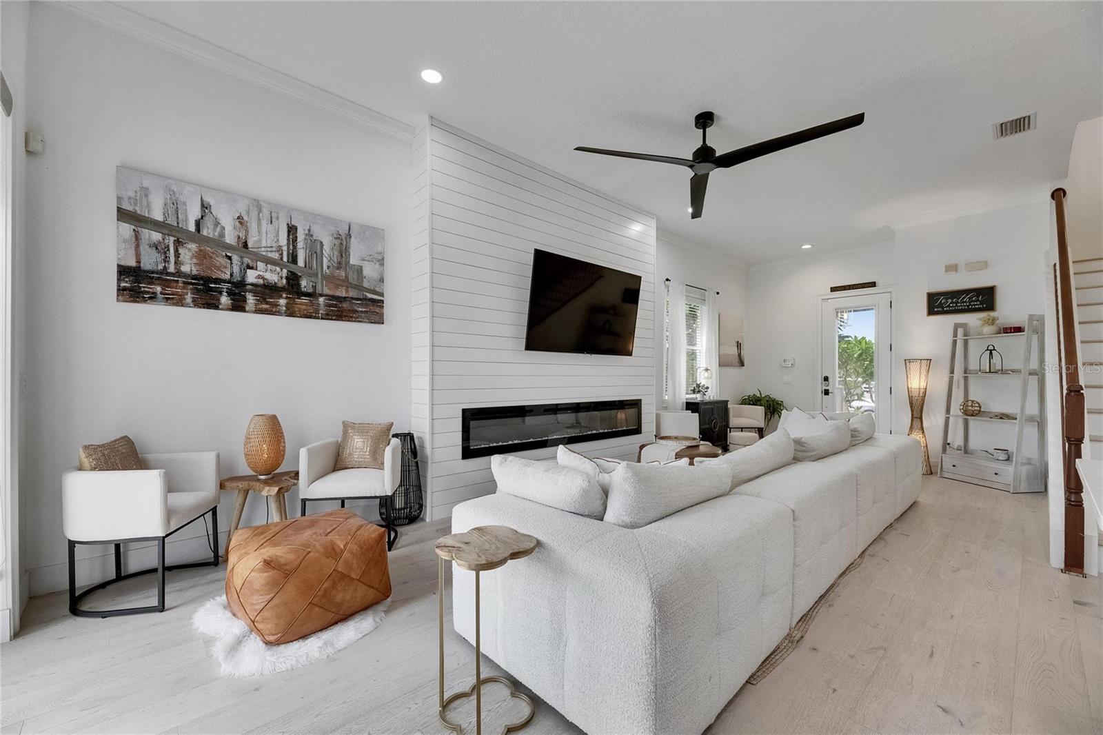 Image 11 of 64 For 6512 Simone Shores Circle