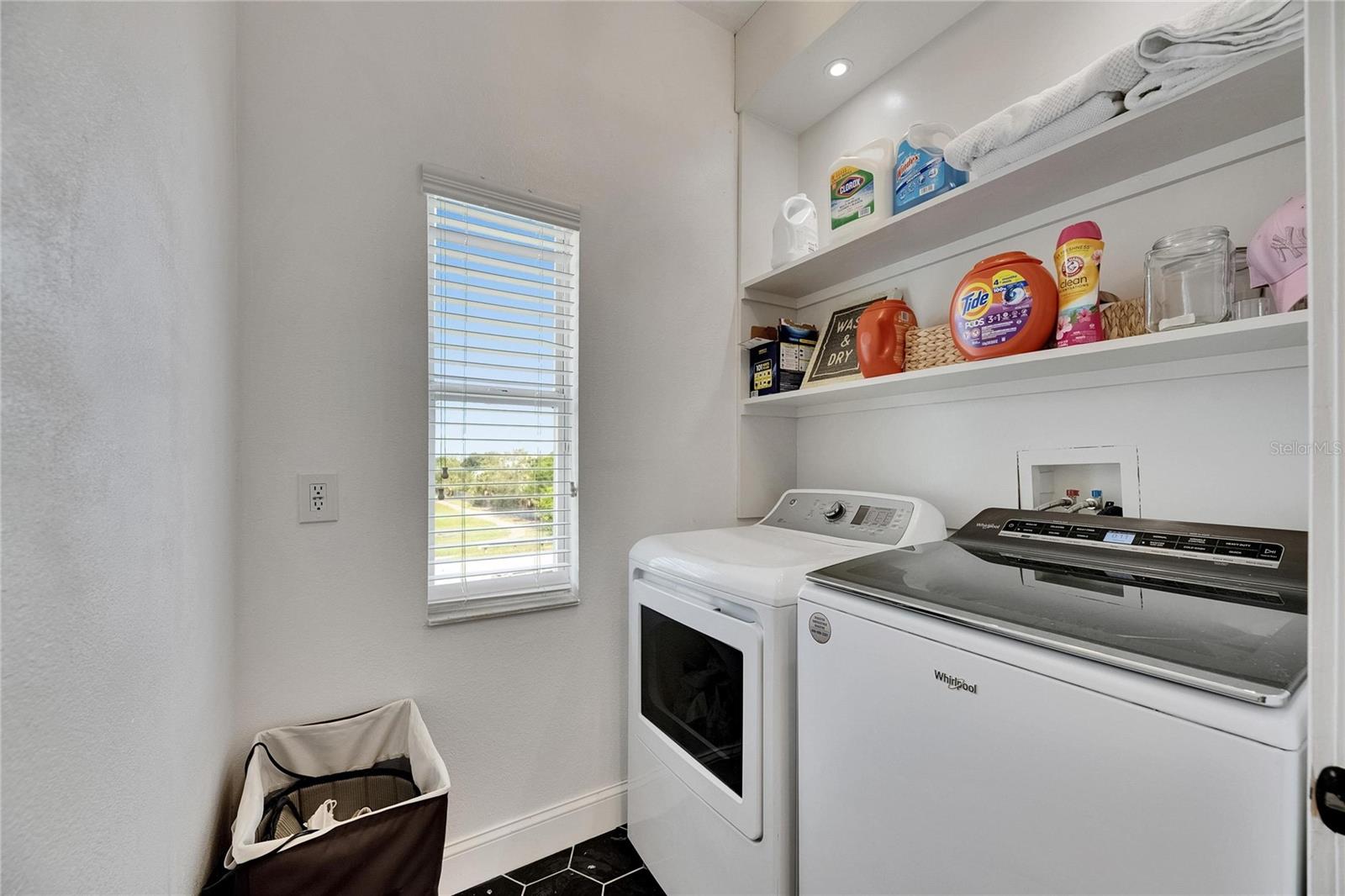 Image 40 of 64 For 6512 Simone Shores Circle