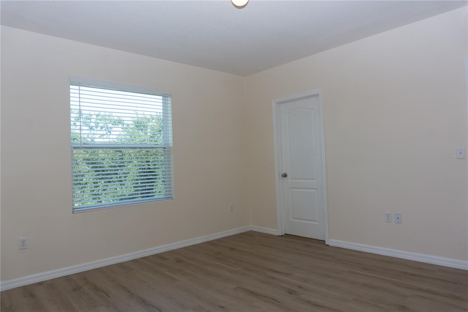 Image 20 of 44 For 12823 Buffalo Run Drive