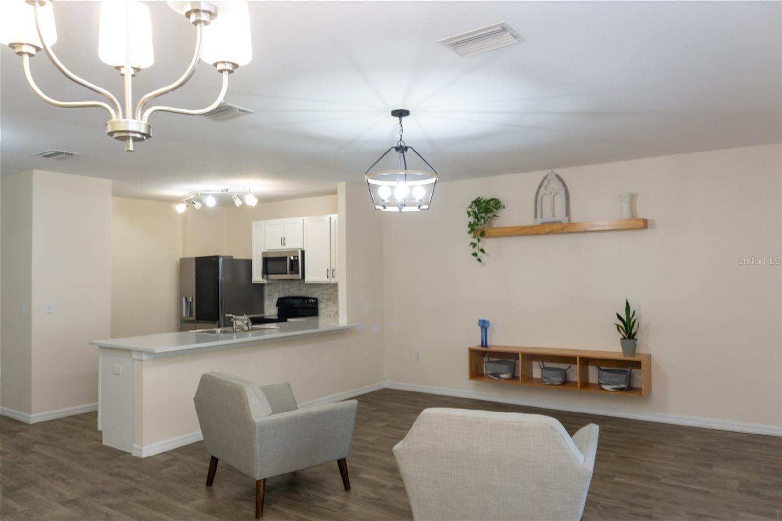 Image 3 of 44 For 12823 Buffalo Run Drive