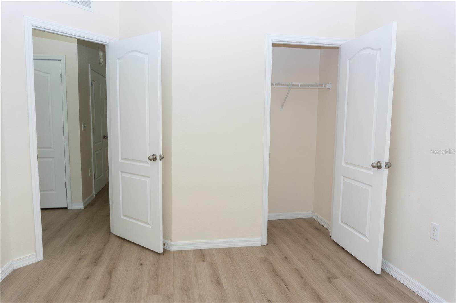 Image 38 of 44 For 12823 Buffalo Run Drive