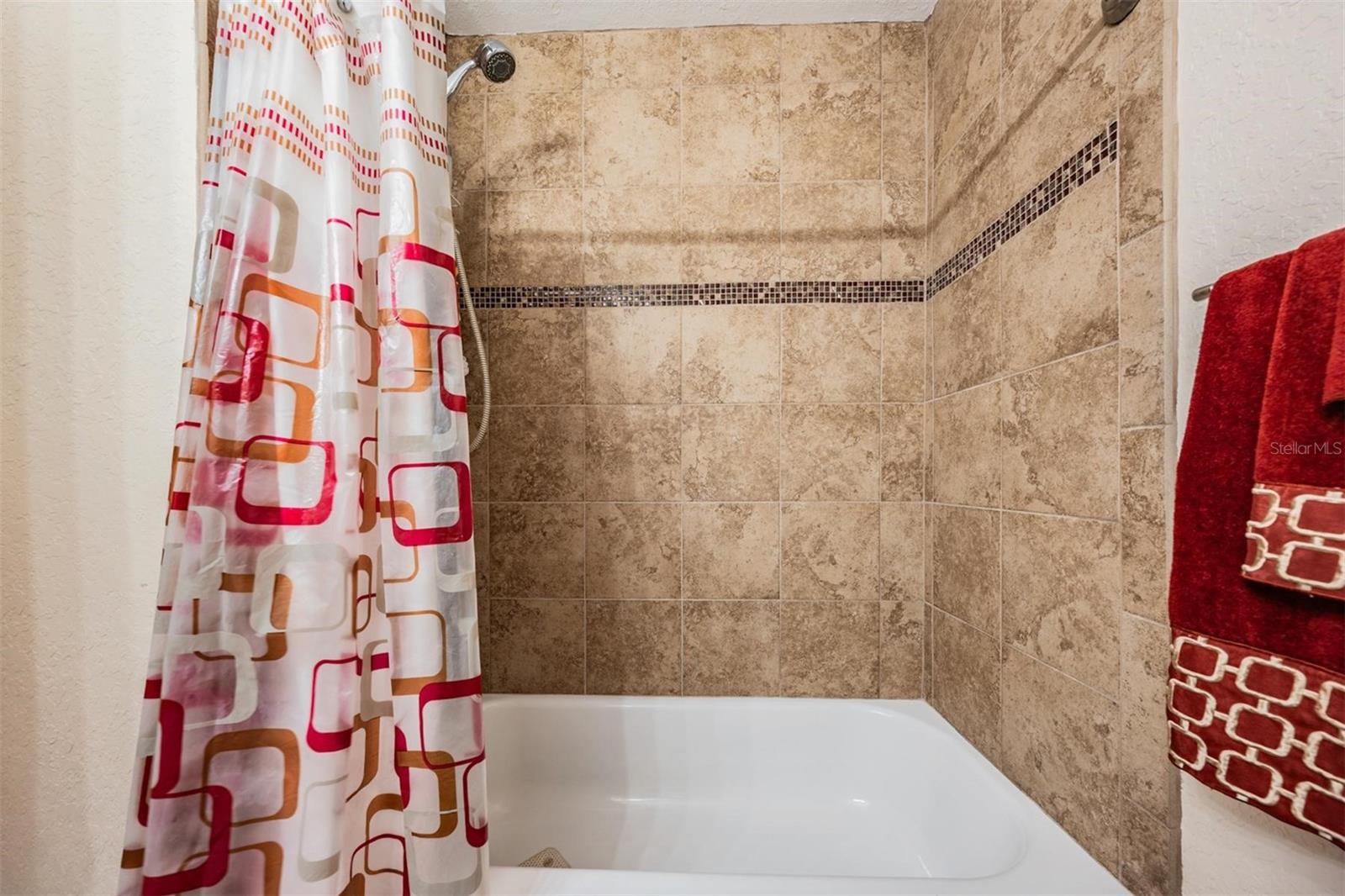 Image 19 of 25 For 8826 109th Lane