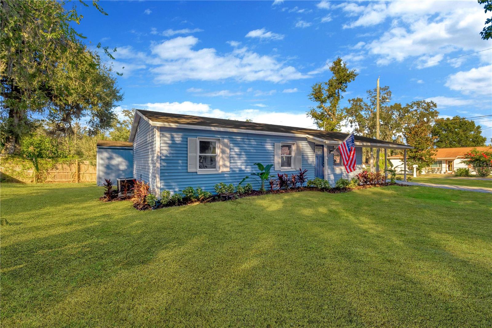 Image 18 of 23 For 6800 Lyman Avenue