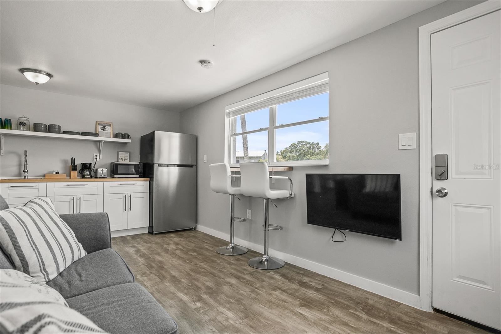 Image 23 of 39 For 8820 Rocky Creek Drive