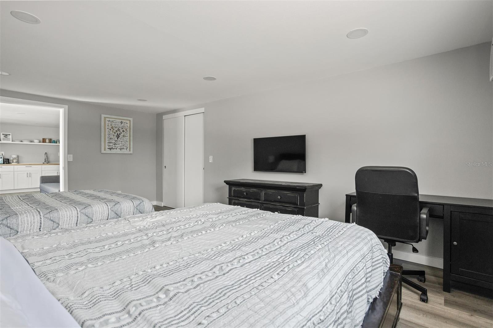 Image 26 of 39 For 8820 Rocky Creek Drive