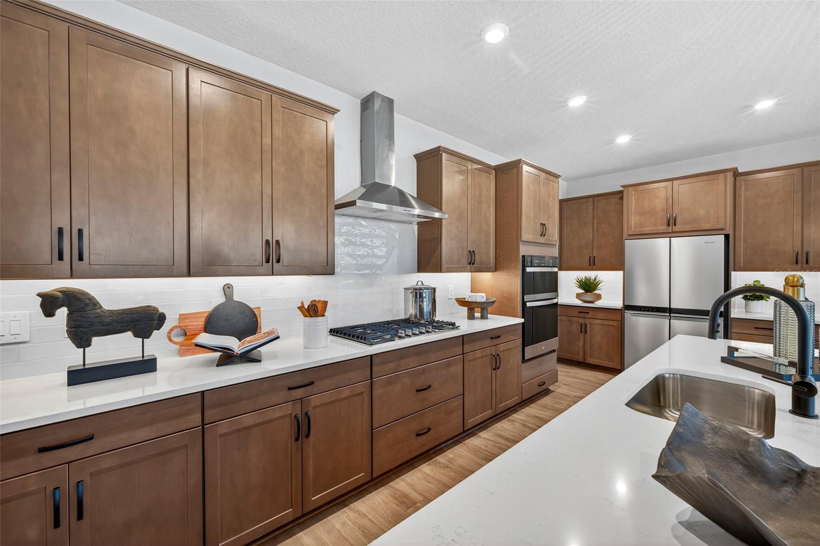 Image 4 of 31 For 12907 Pierce Street