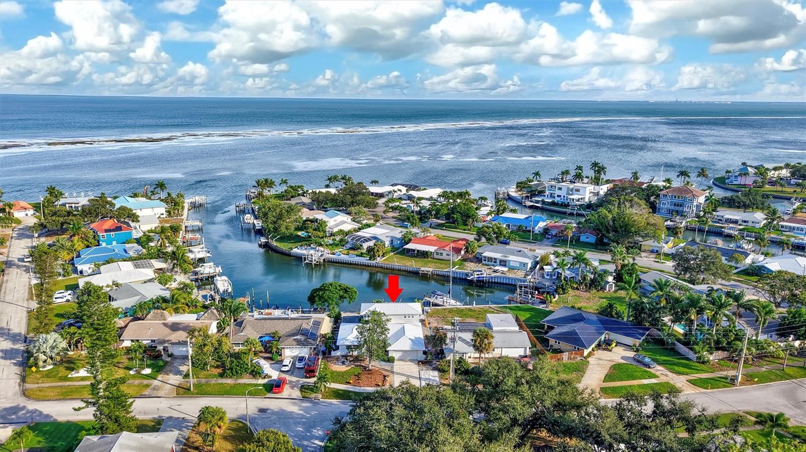 Details for 4400 Beach Drive Se, ST PETERSBURG, FL 33705