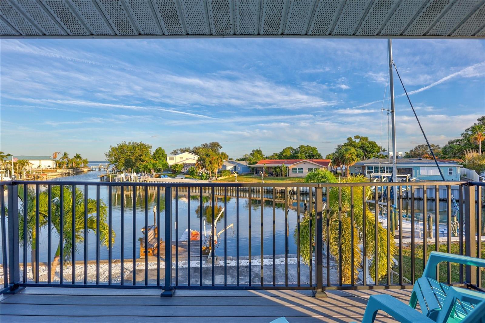 Image 32 of 53 For 4400 Beach Drive Se