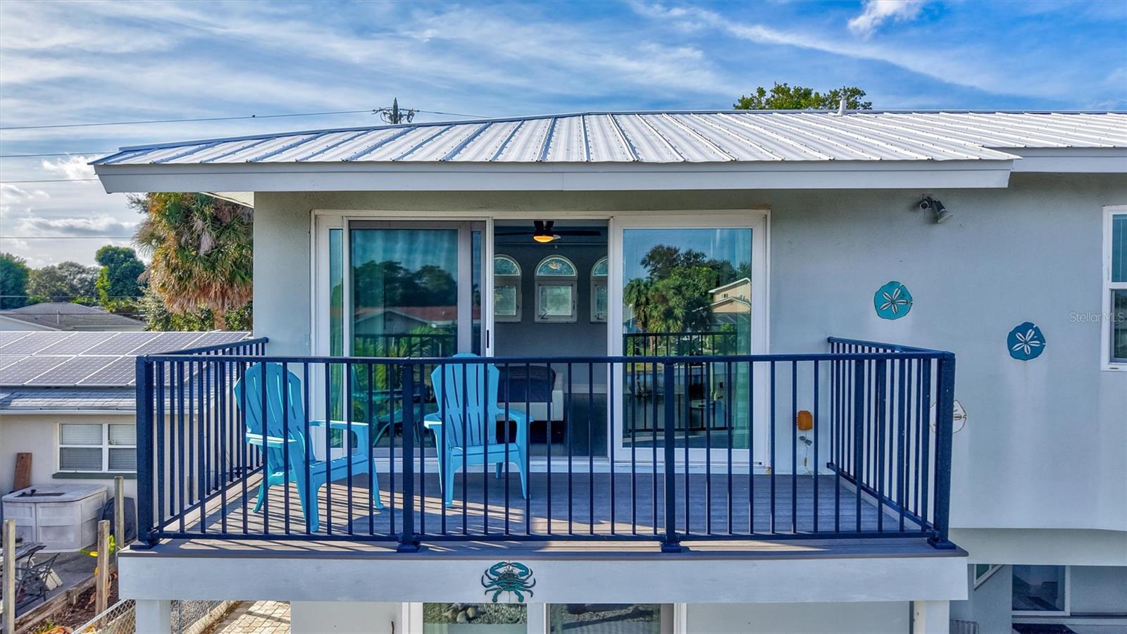 Image 34 of 53 For 4400 Beach Drive Se