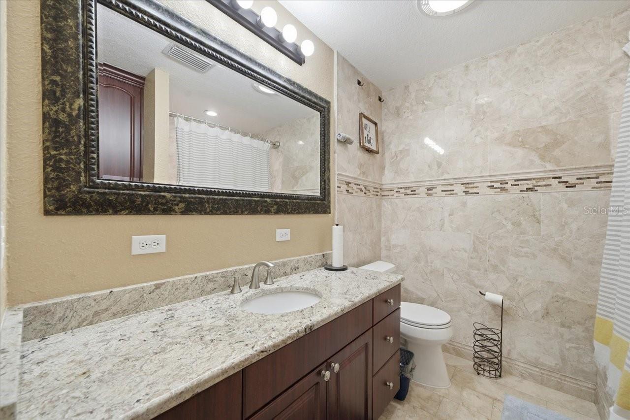 Listing photo id 52 for 505 Lakeside Drive