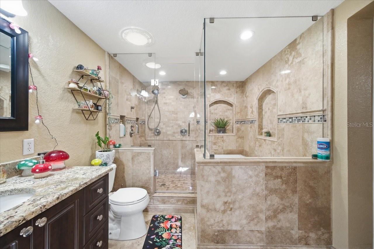 Listing photo id 61 for 505 Lakeside Drive