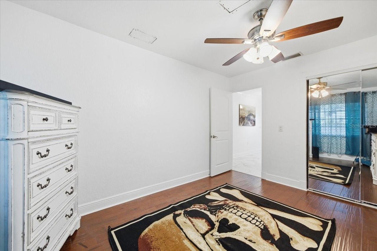 Listing photo id 64 for 505 Lakeside Drive