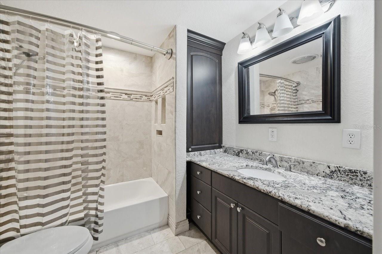 Listing photo id 65 for 505 Lakeside Drive