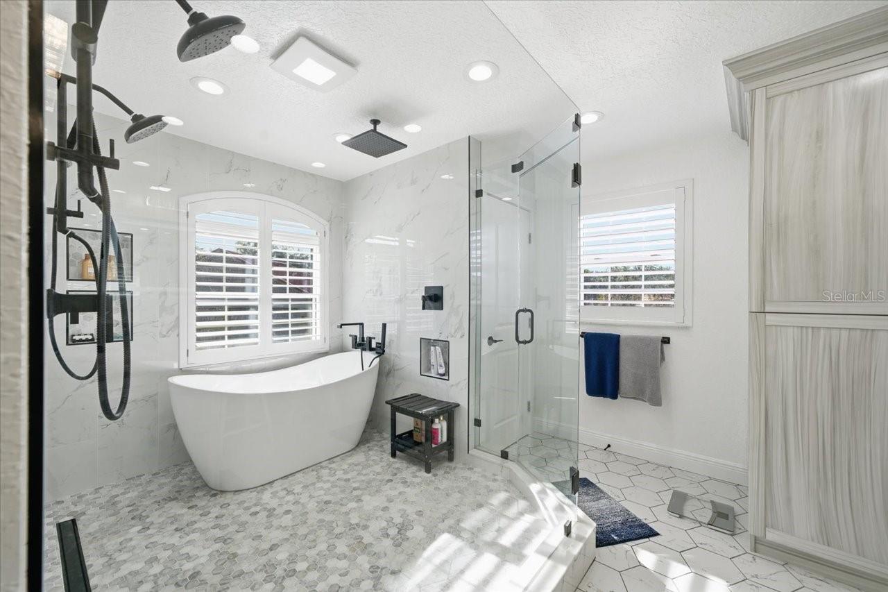 Listing photo id 75 for 505 Lakeside Drive