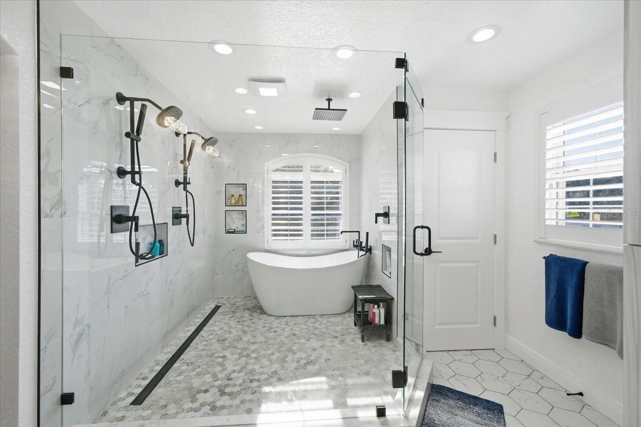 Listing photo id 77 for 505 Lakeside Drive