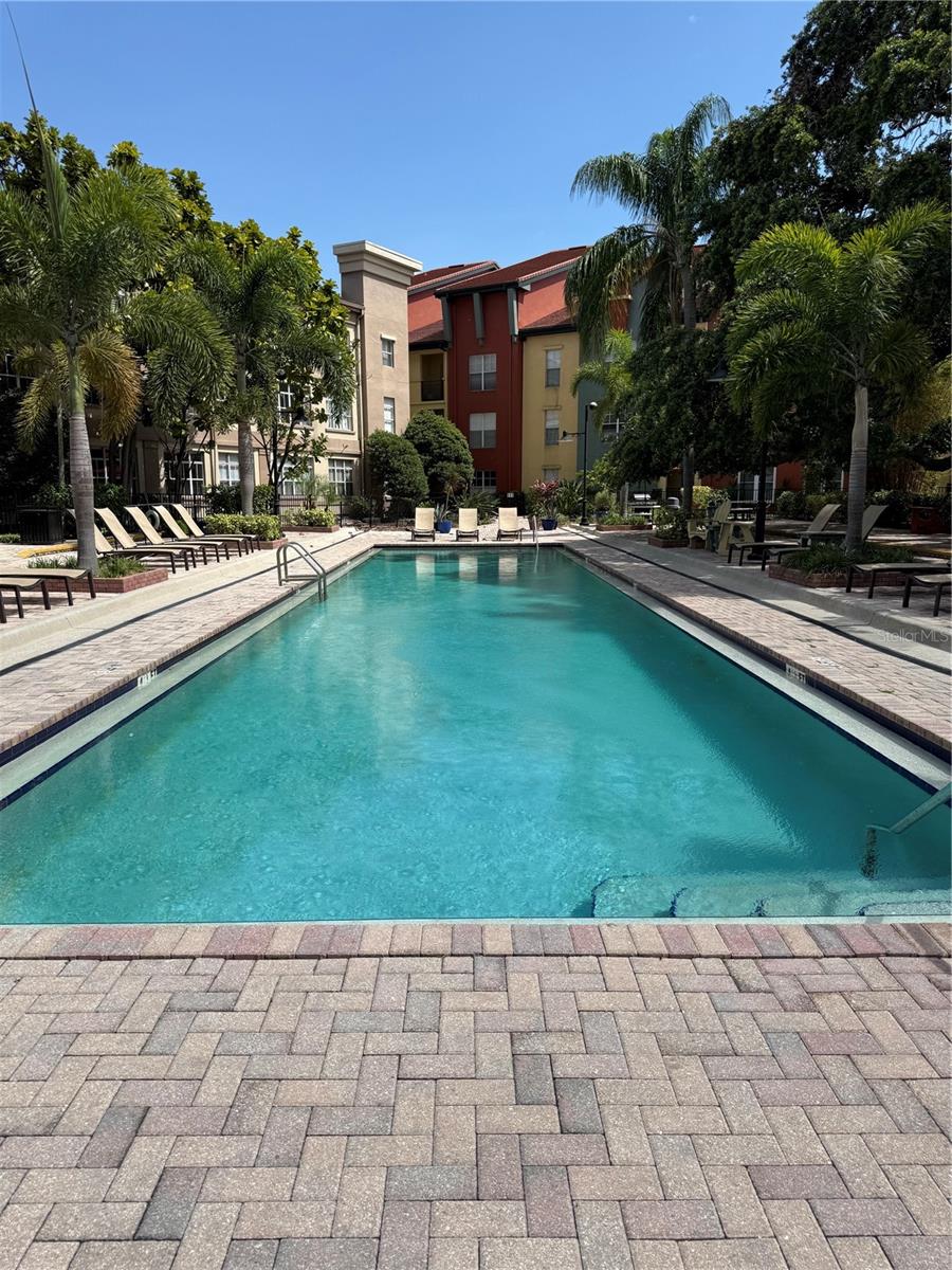 Image 12 of 12 For 402 Armenia Avenue 127