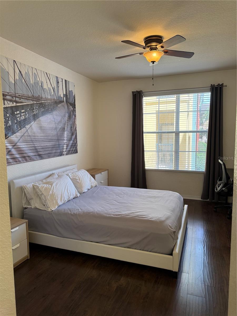 Image 7 of 12 For 402 Armenia Avenue 127