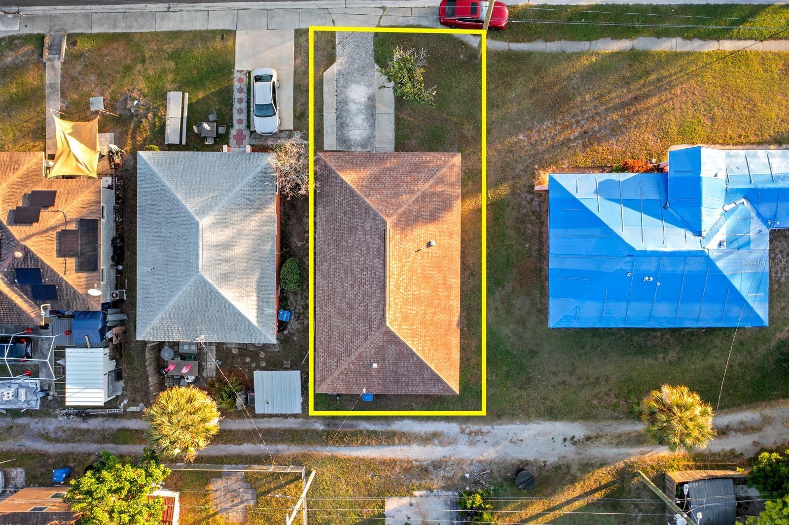 Image 21 of 25 For 2563 13th Avenue S