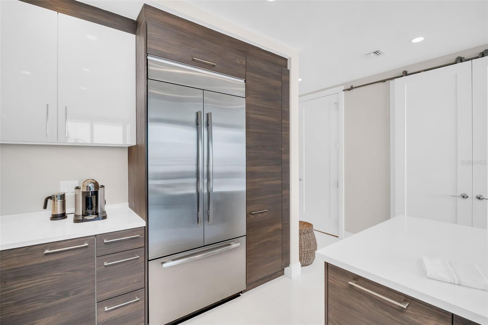 Image 10 of 48 For 100 1st Avenue N 1706