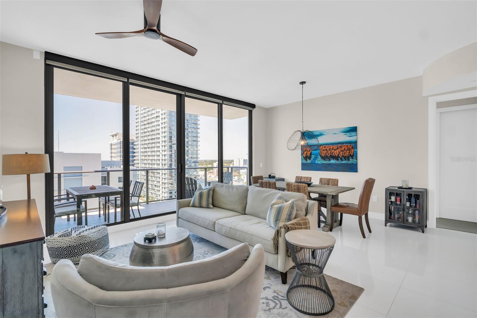 Image 13 of 48 For 100 1st Avenue N 1706