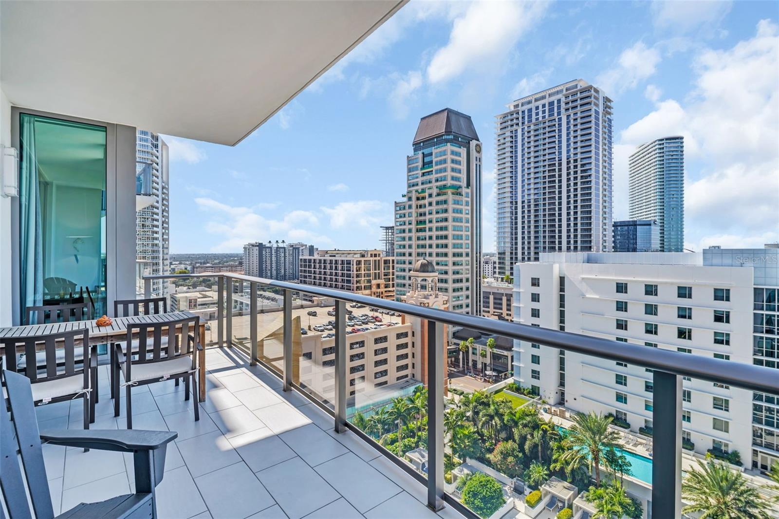 Image 2 of 48 For 100 1st Avenue N 1706