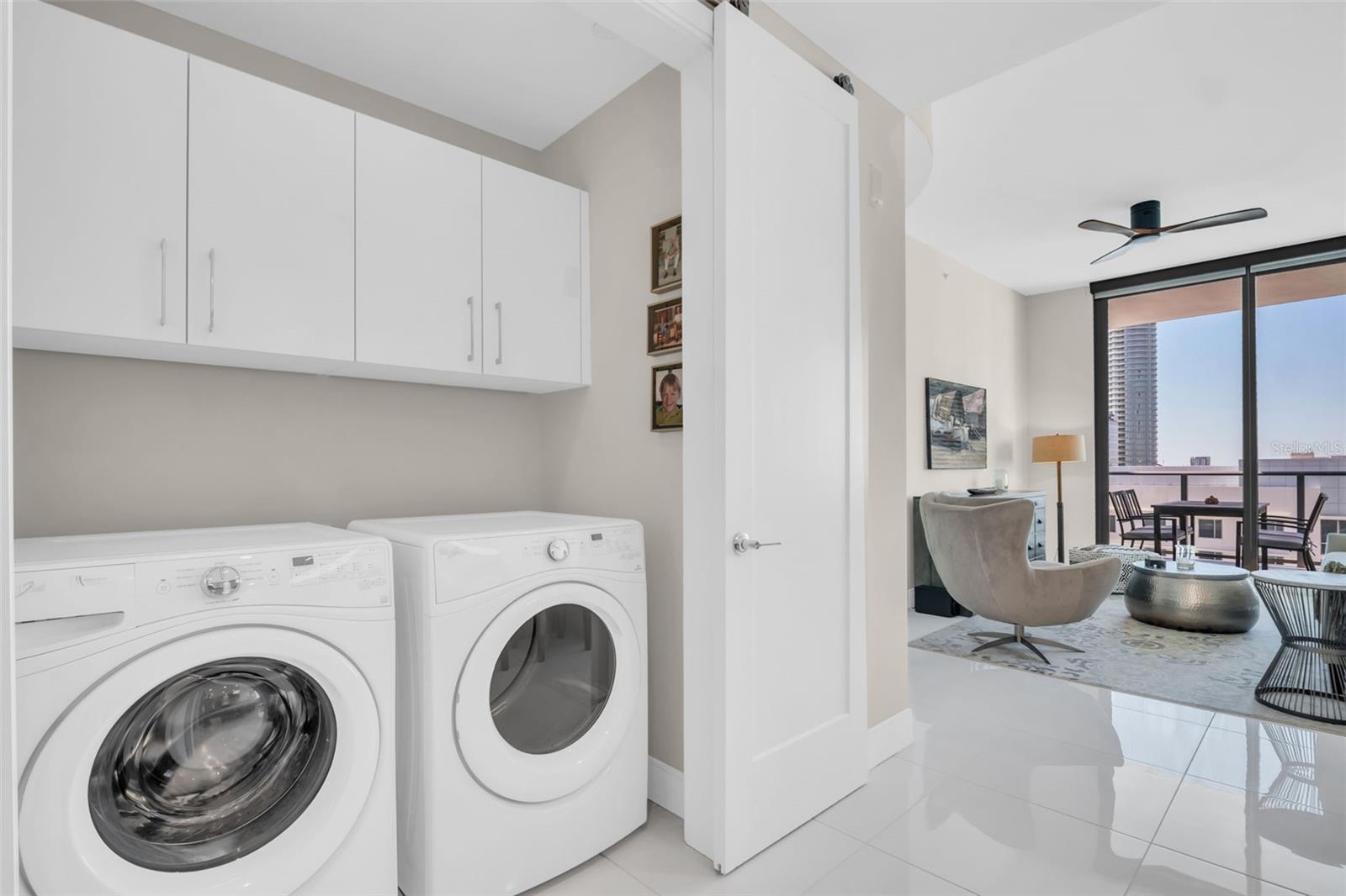 Image 4 of 48 For 100 1st Avenue N 1706