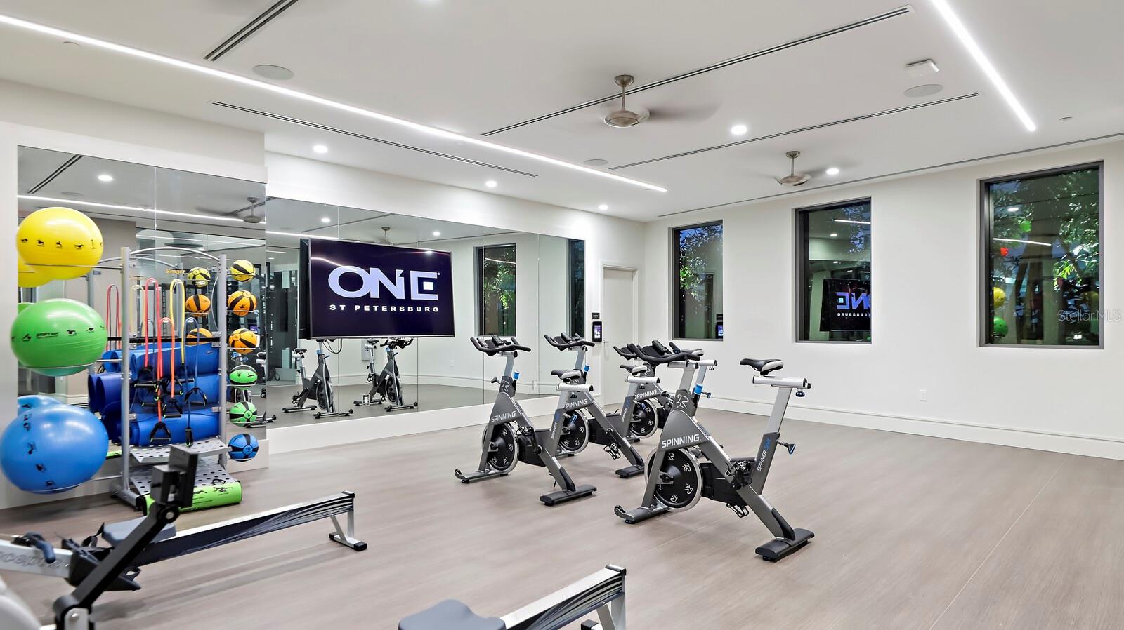 Image 43 of 48 For 100 1st Avenue N 1706