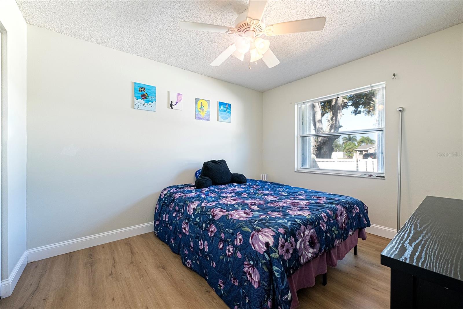 Image 23 of 47 For 6401 Cedarbrook Drive S