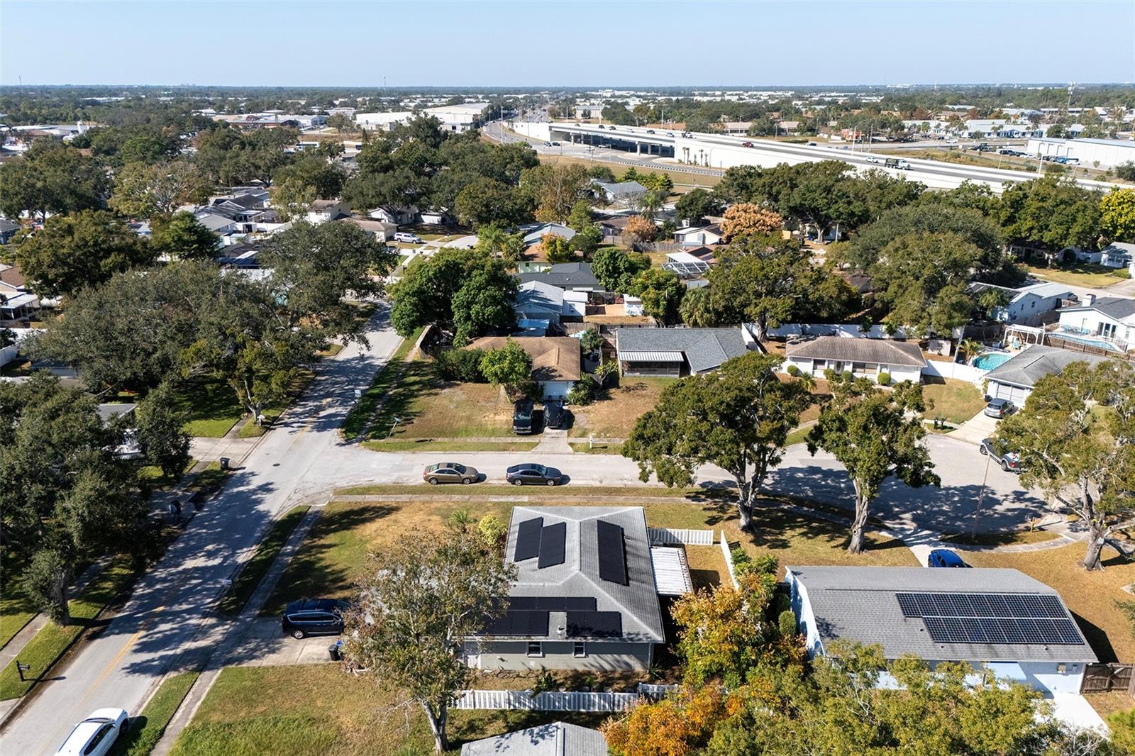 Image 41 of 47 For 6401 Cedarbrook Drive S