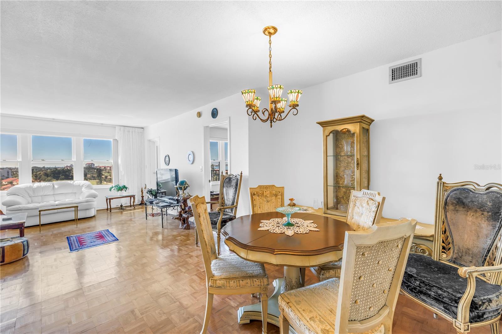 Image 29 of 94 For 5220 Brittany Drive S 904