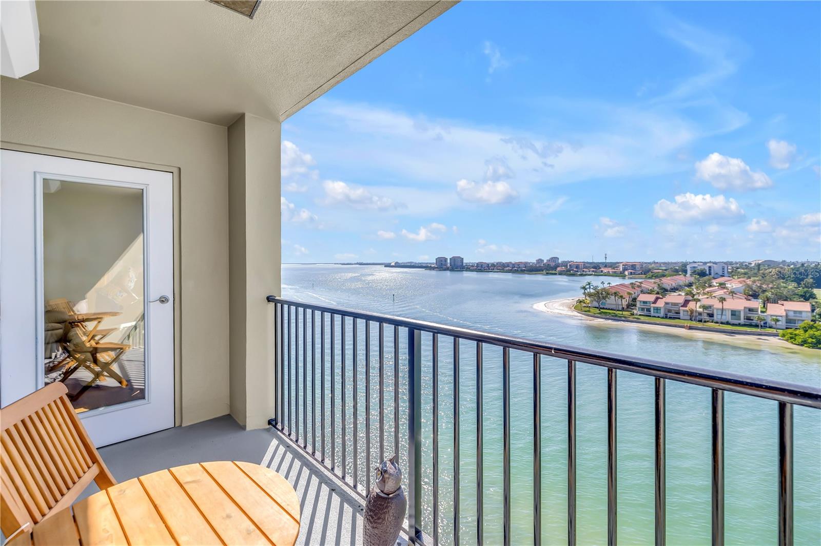 Image 3 of 94 For 5220 Brittany Drive S 904