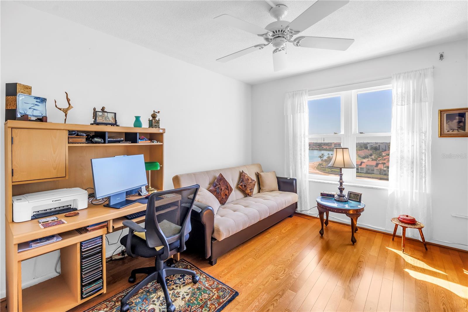 Image 42 of 94 For 5220 Brittany Drive S 904