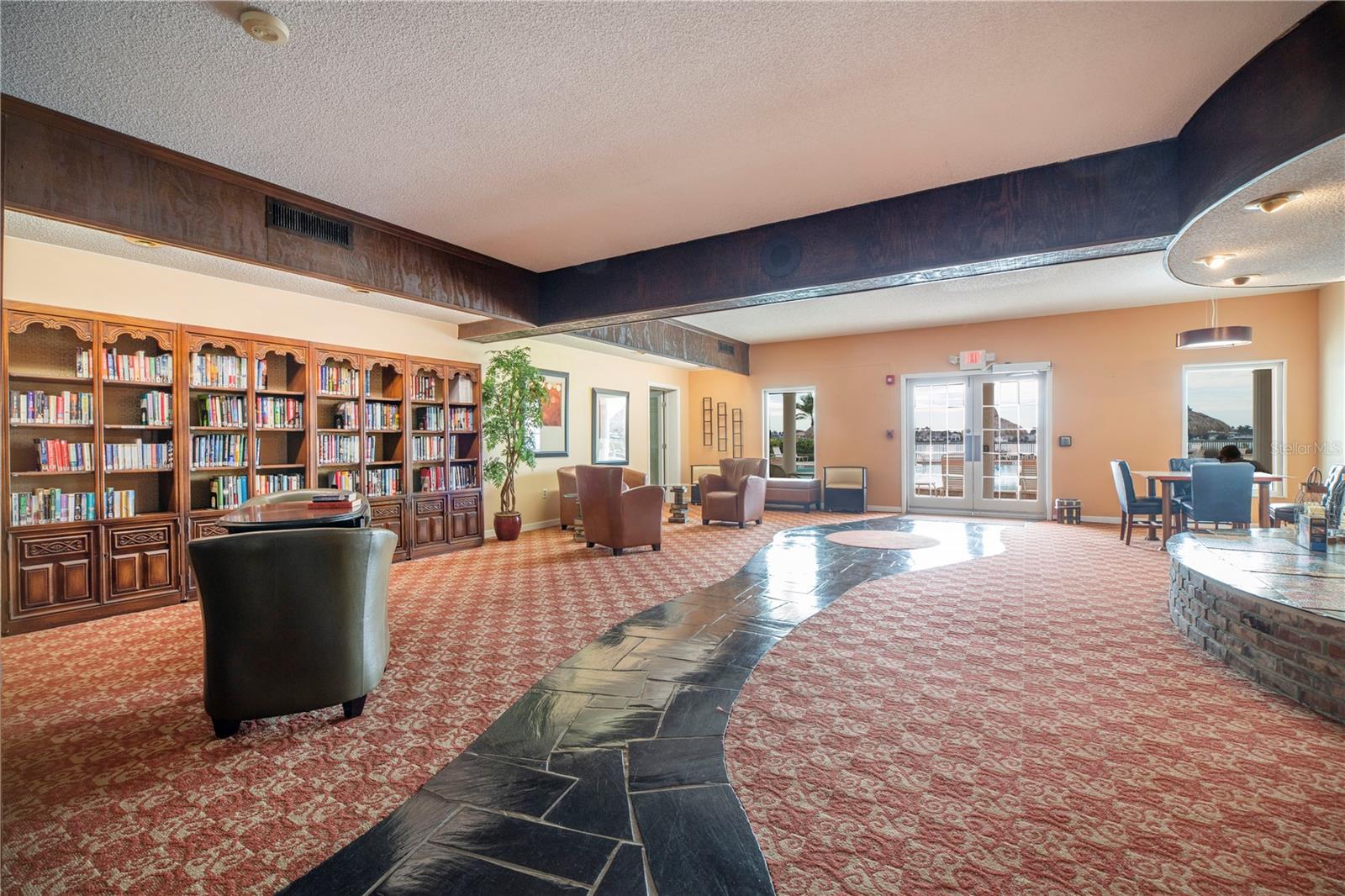 Image 74 of 94 For 5220 Brittany Drive S 904