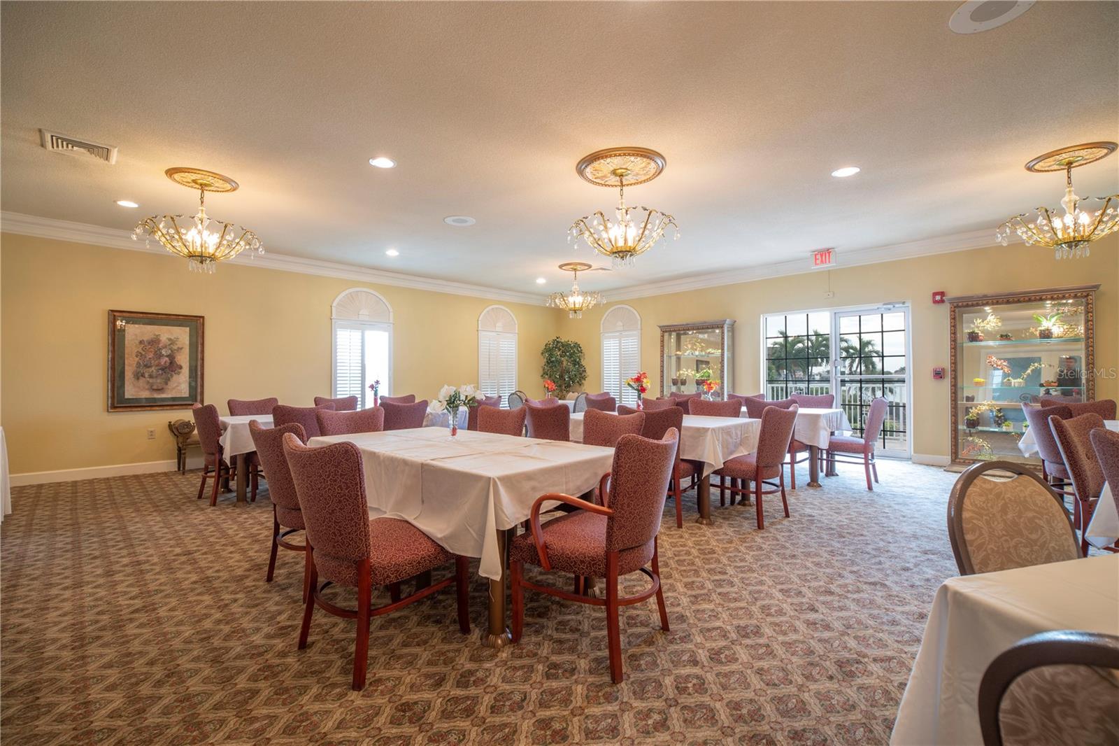 Image 80 of 94 For 5220 Brittany Drive S 904