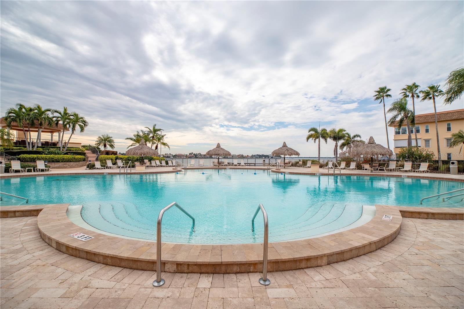 Image 87 of 94 For 5220 Brittany Drive S 904