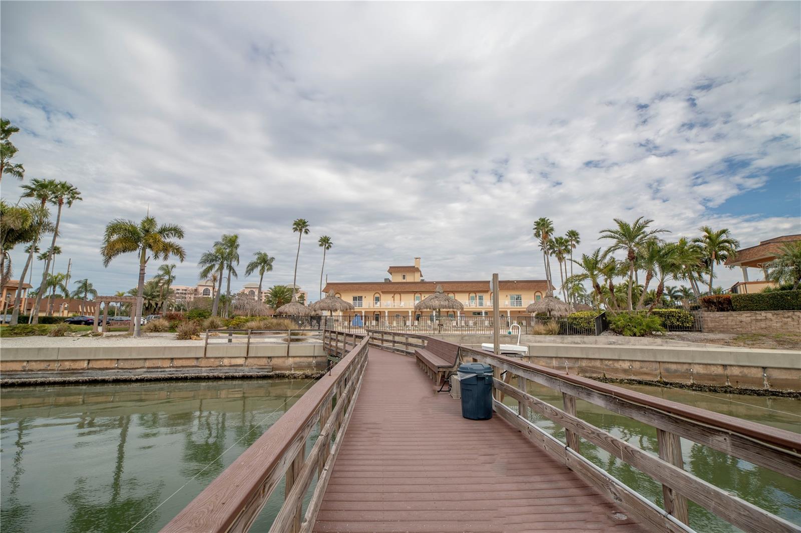 Image 89 of 94 For 5220 Brittany Drive S 904