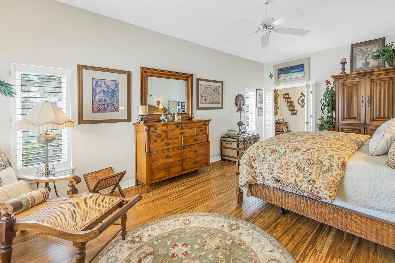 Image 39 of 86 For 4980 60th Avenue S