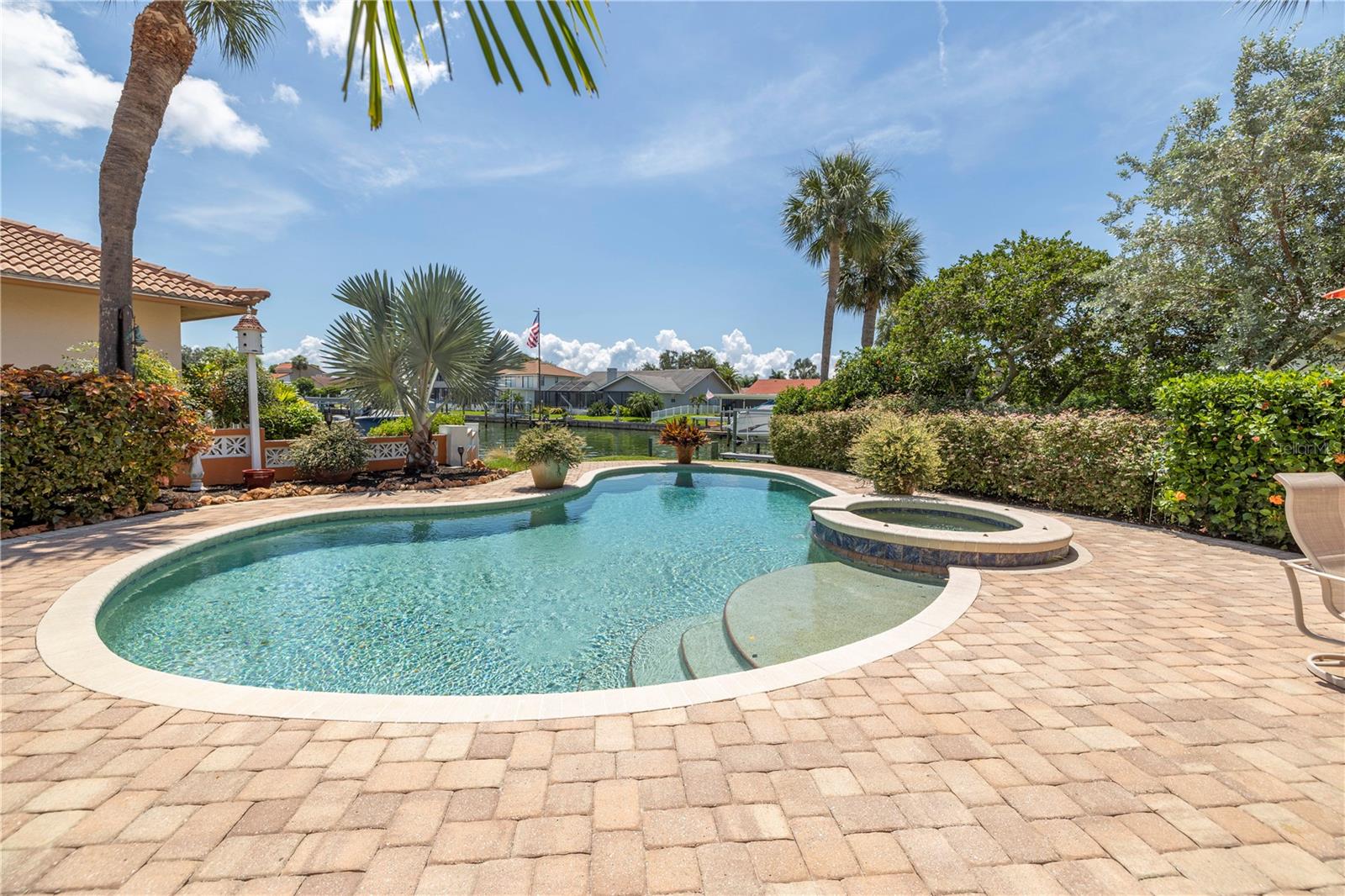 Image 5 of 86 For 4980 60th Avenue S