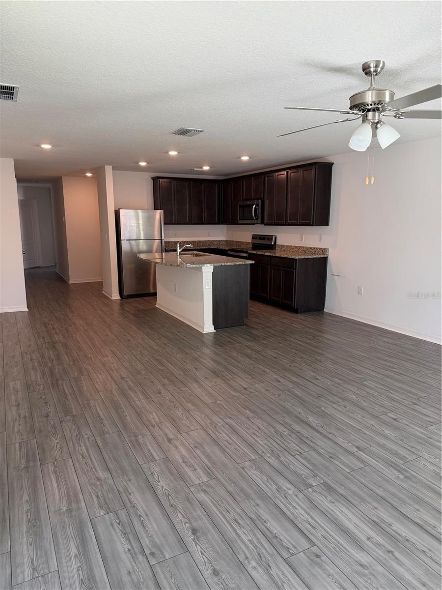 Image 6 of 24 For 8917 Southern Charm Circle