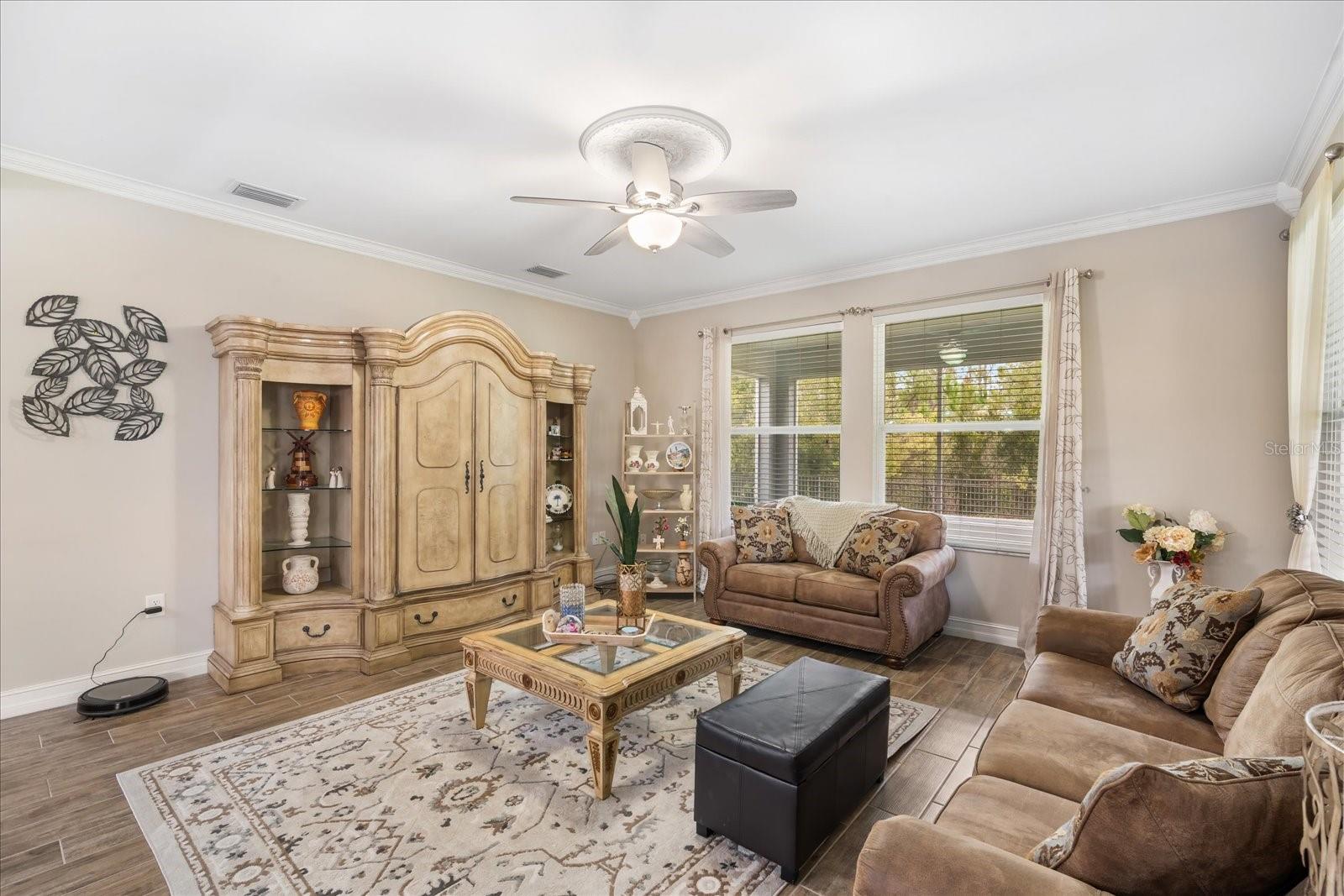 Image 13 of 40 For 31737 Fairhill Drive