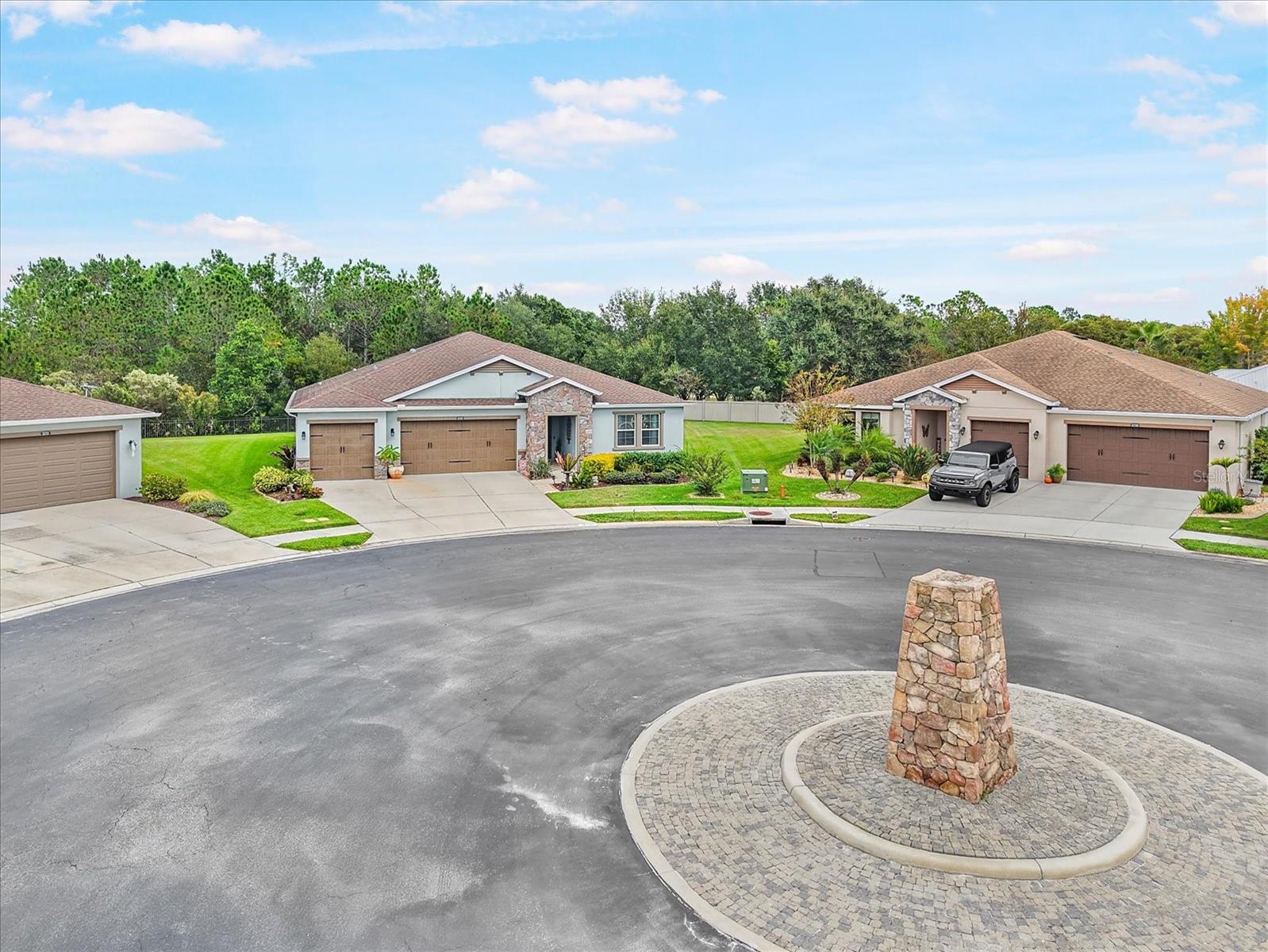 Image 21 of 40 For 31737 Fairhill Drive